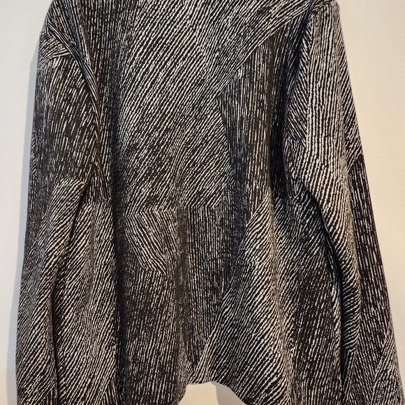 Ellen Tracy Black and White Marled Poncho Jacket Bolero Shrug - Picture 3 of 5